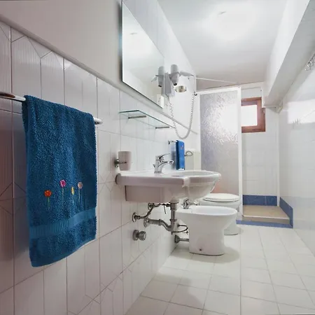 Bongiovi Hébergement de vacances *