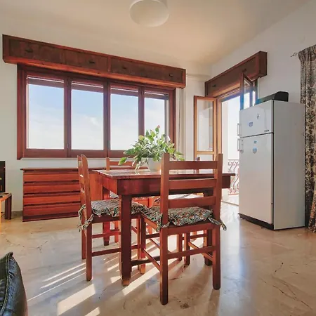Holiday home Case Bongiovi *