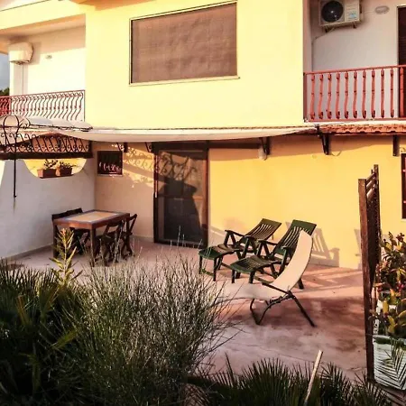 Bongiovi Hébergement de vacances *